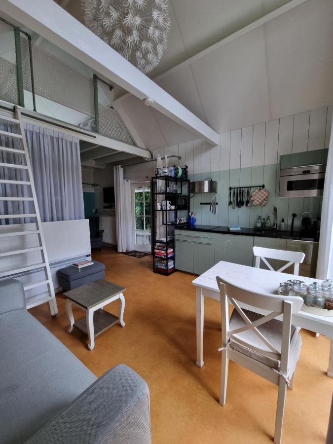 Bed En Breakfast Onder Aan De Dijk Warder Luaran gambar